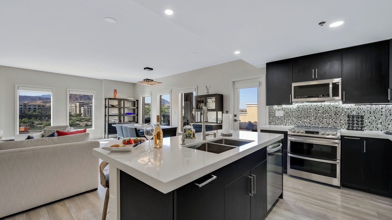 Photo of Kitchen in Lake Las Vegas