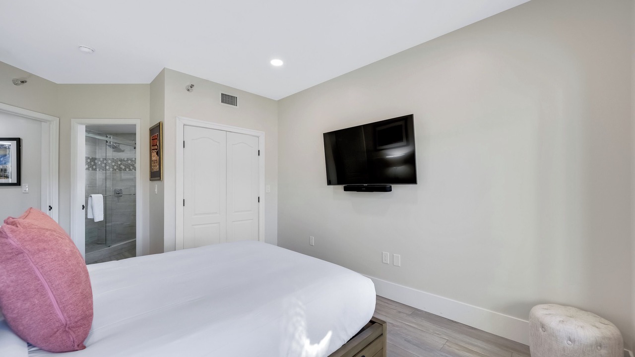 Photo of Bedroom in Lake Las Vegas