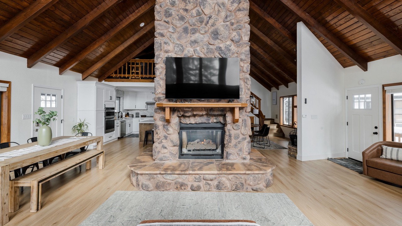 Photo of Livingroom in Strawberry