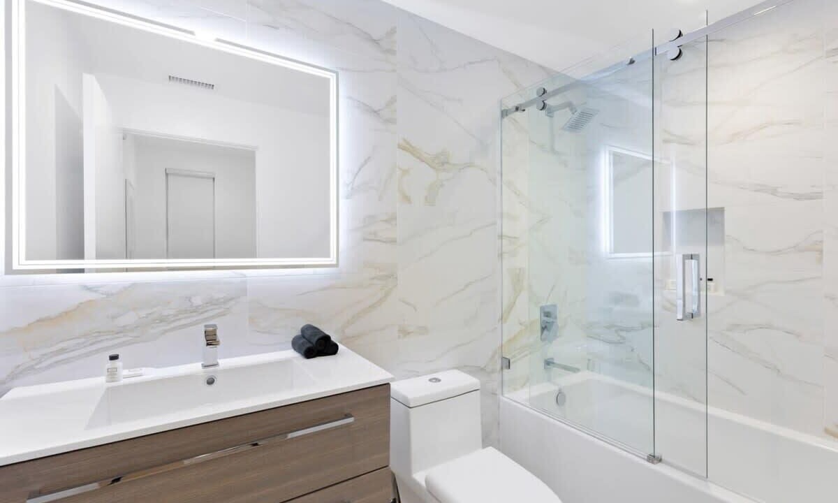 Photo of Bathroom in Hollywood