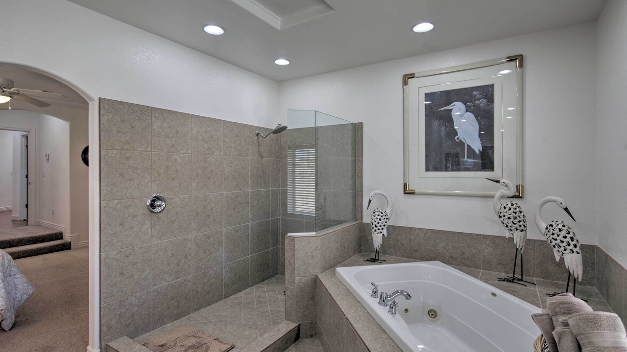Photo of Bathroom in Sunridge Estates