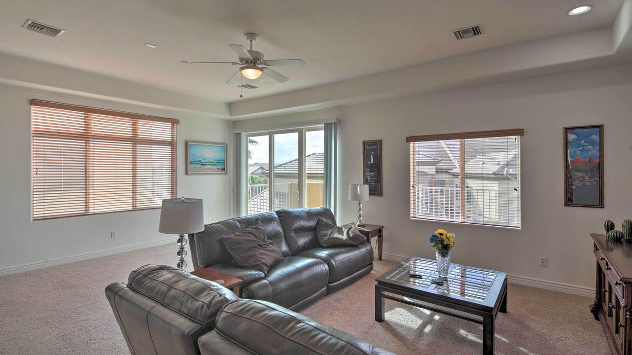 Photo of Livingroom in Sunridge Estates