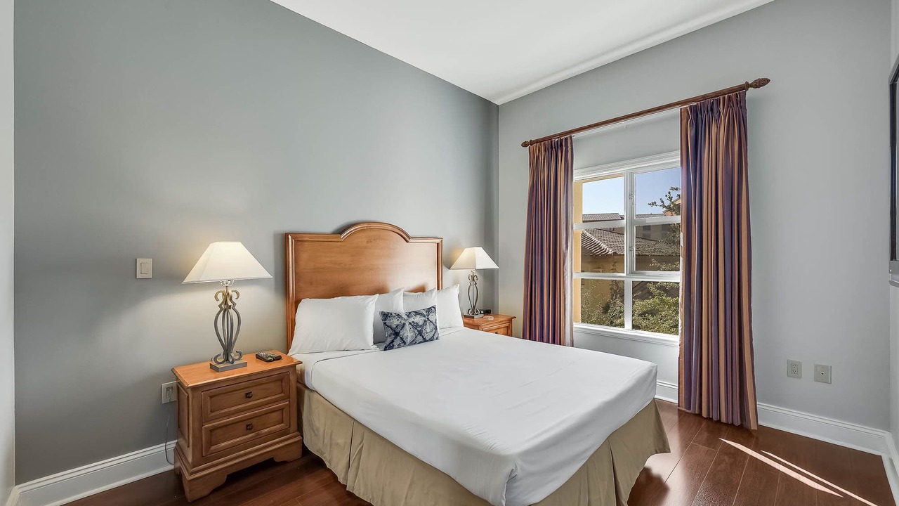 Photo of Bedroom in Lake Las Vegas