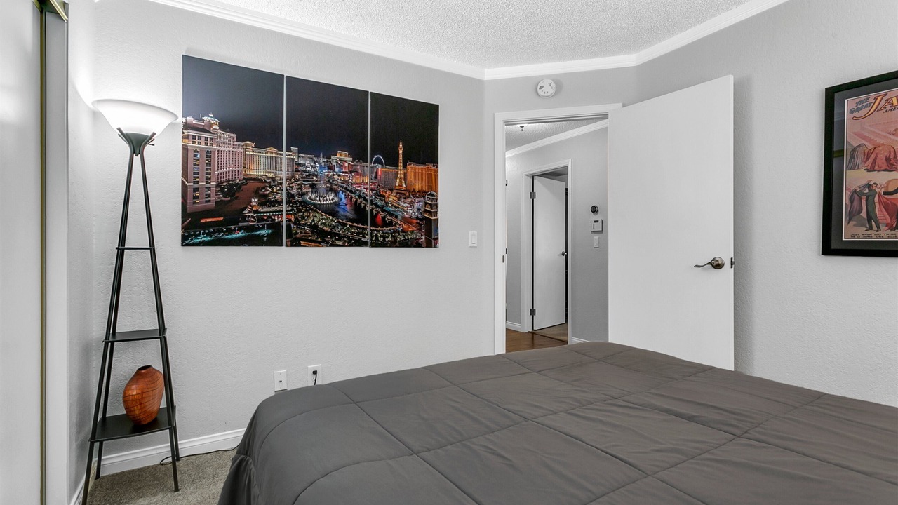 Photo of Bedroom in Green Valley