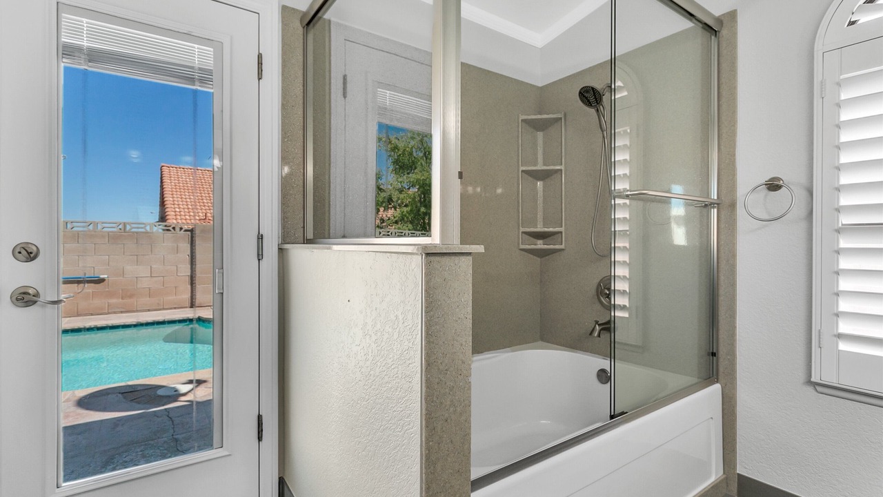 Photo of Bathroom in Green Valley