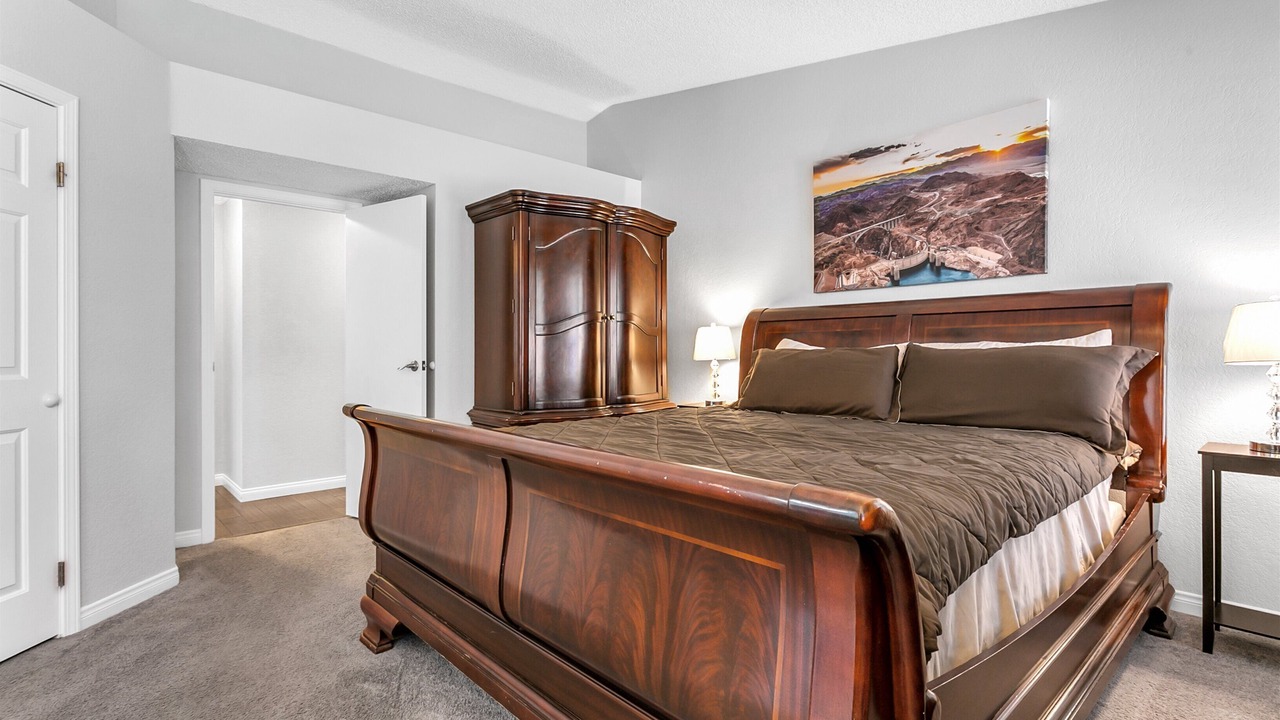 Photo of Bedroom in Green Valley