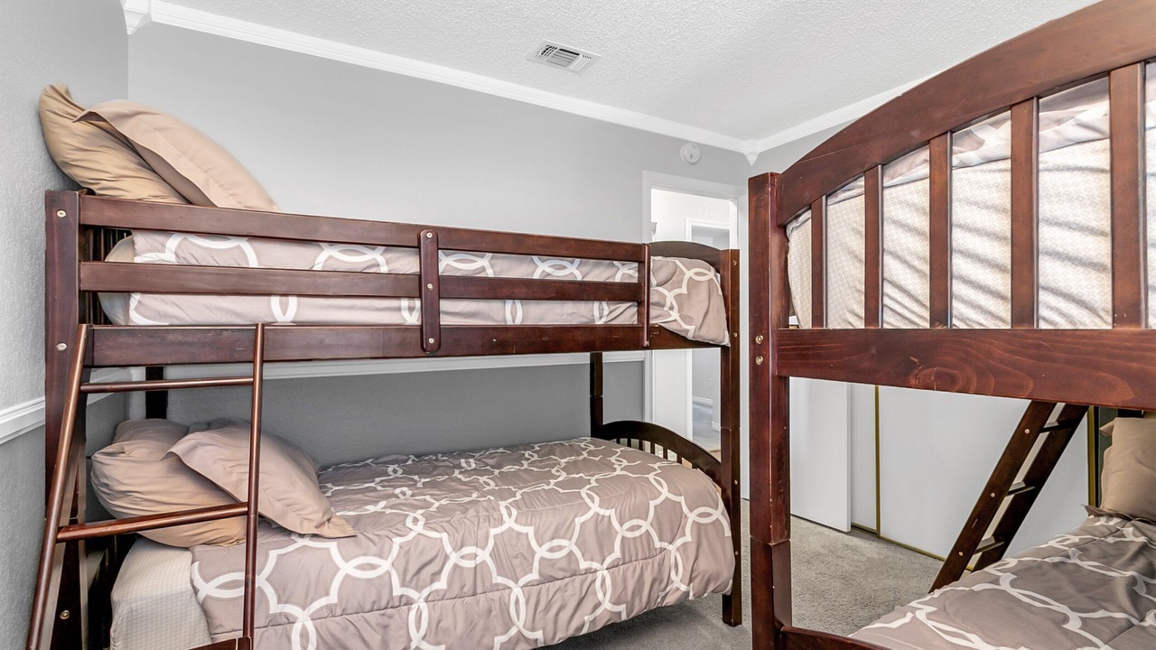 Photo of Bedroom in Green Valley