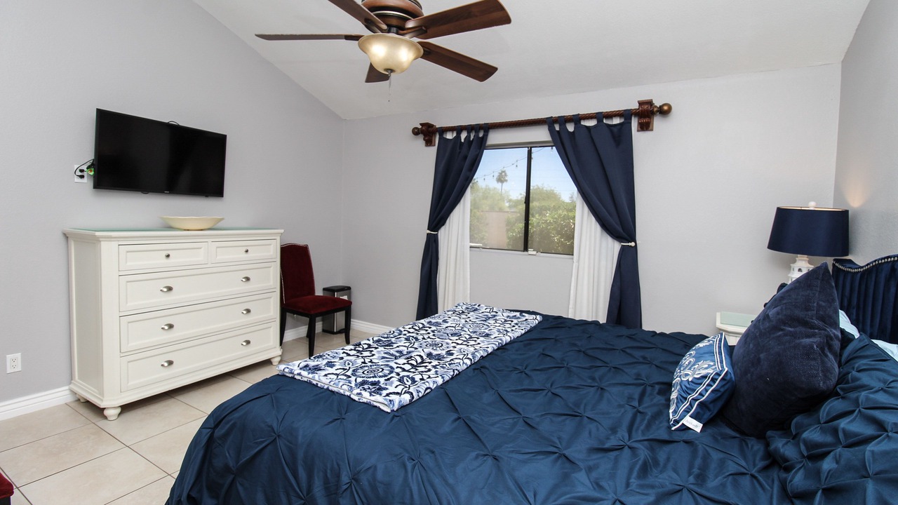 Photo of Bedroom in La Paz At Desert Springs