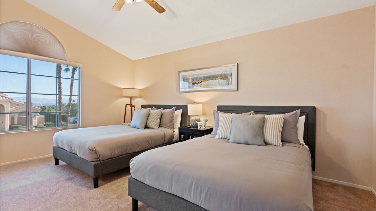 Photo of Bedroom in Green Valley