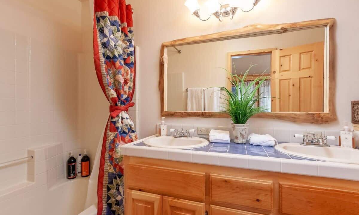Photo of Bathroom in Boulder Bay