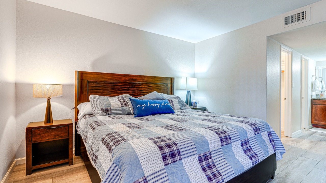 Photo of Bedroom in Central Scottsdale