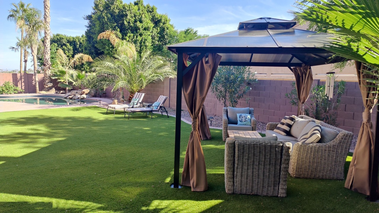 Photo of Patio Balcony in Paradise Valley Village