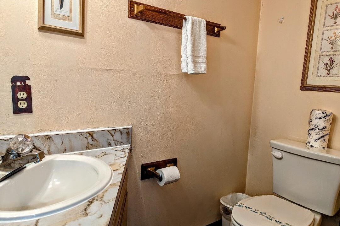 Photo of Bathroom in Big Bear Lake