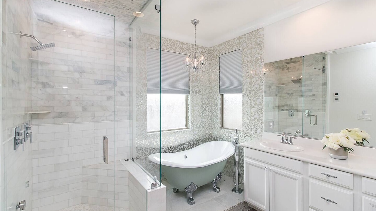Photo of Bathroom in Sovana