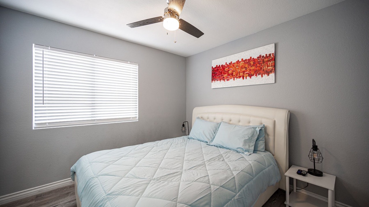 Photo of Bedroom in Green Valley