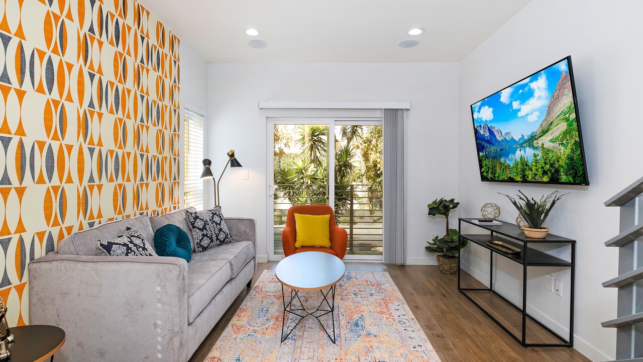 Photo of Livingroom in Hollywood