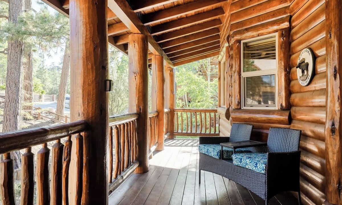 Photo of Patio Balcony in Castle Glen Estates