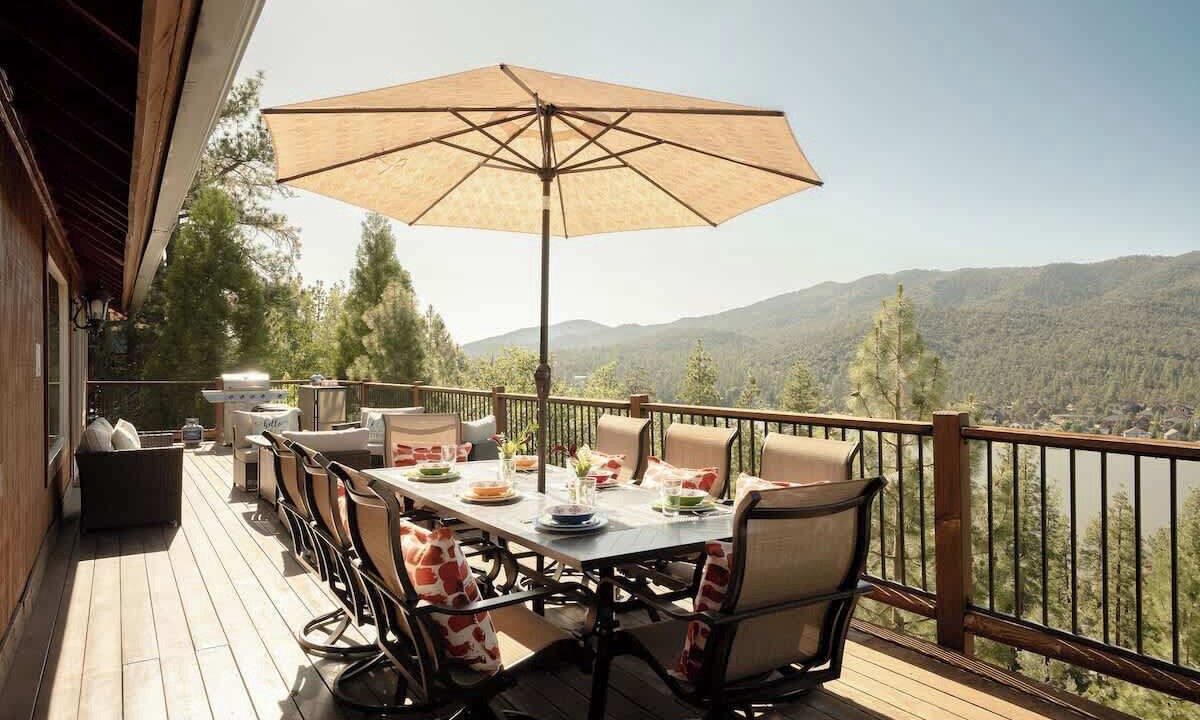Photo of Outdoor in Castle Glen Estates