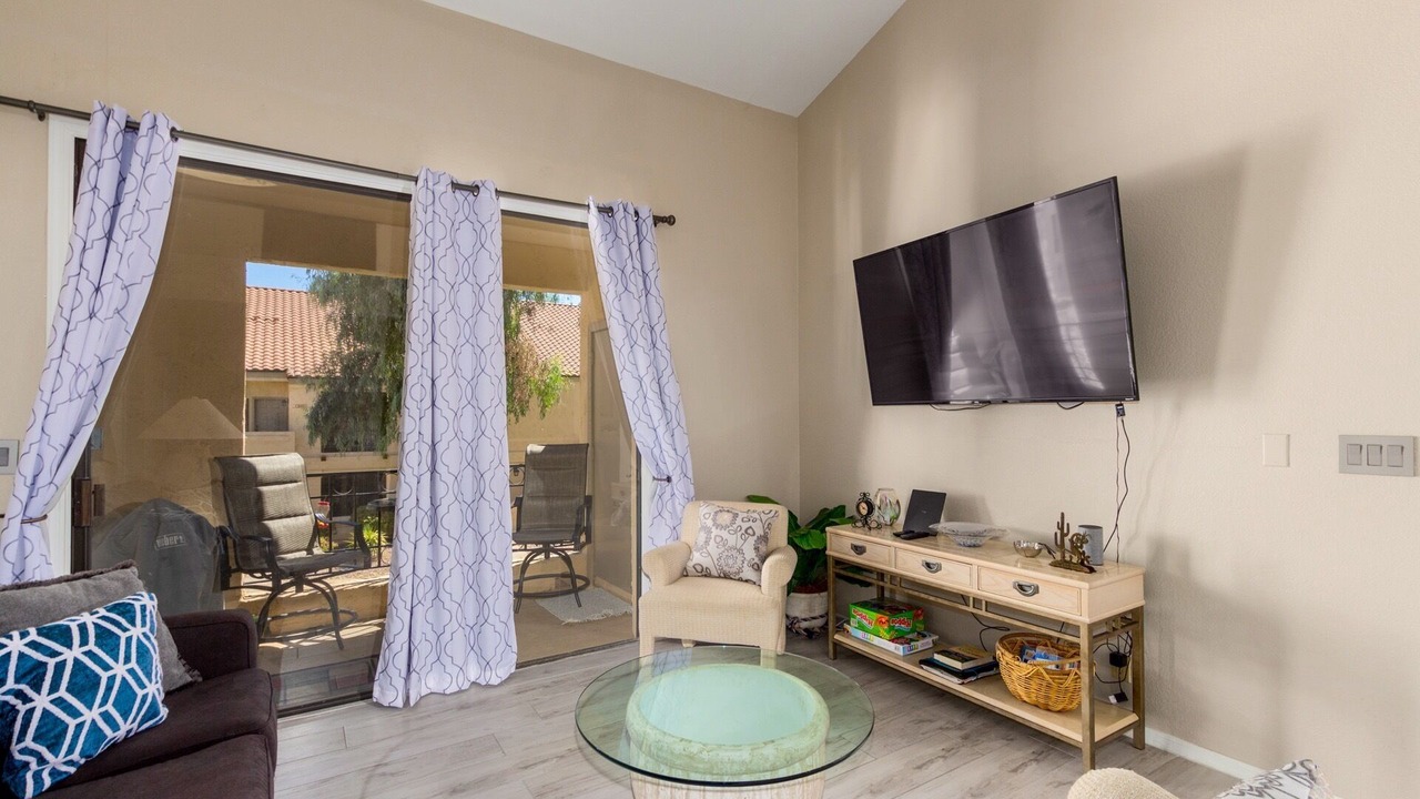 Photo of Livingroom in Scottsdale Ranch