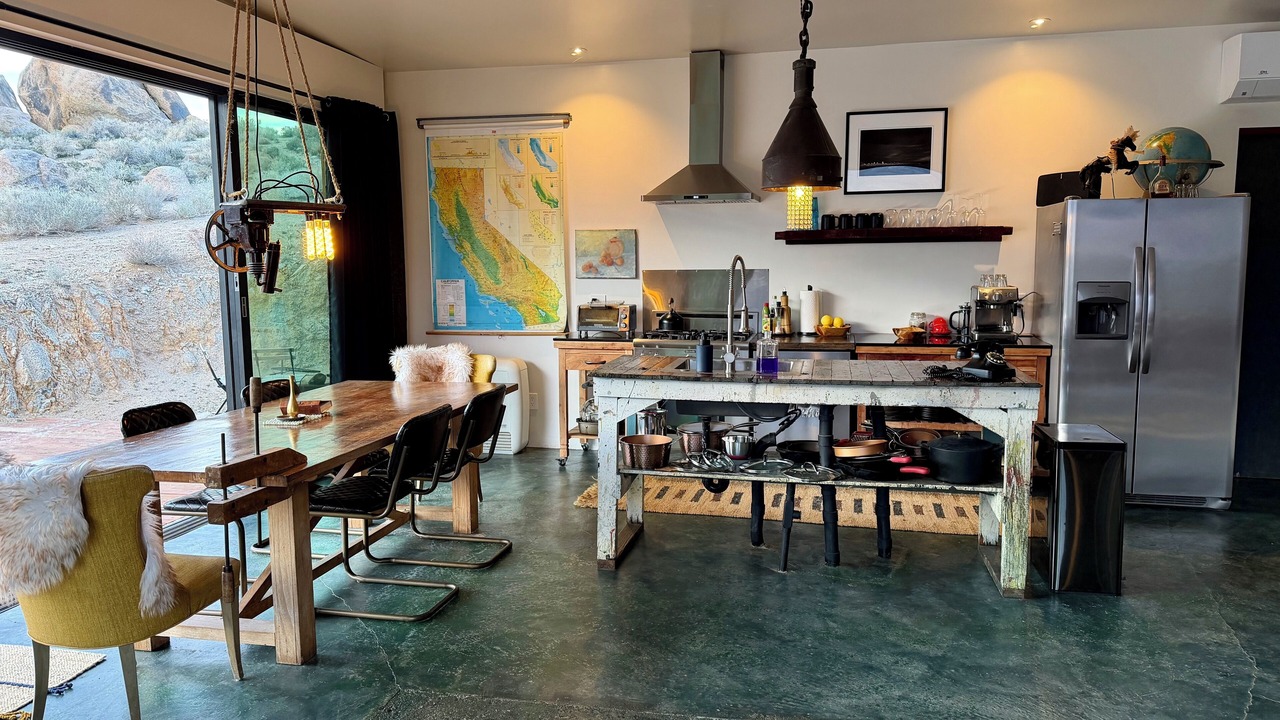 Photo of Kitchen in Lone Pine