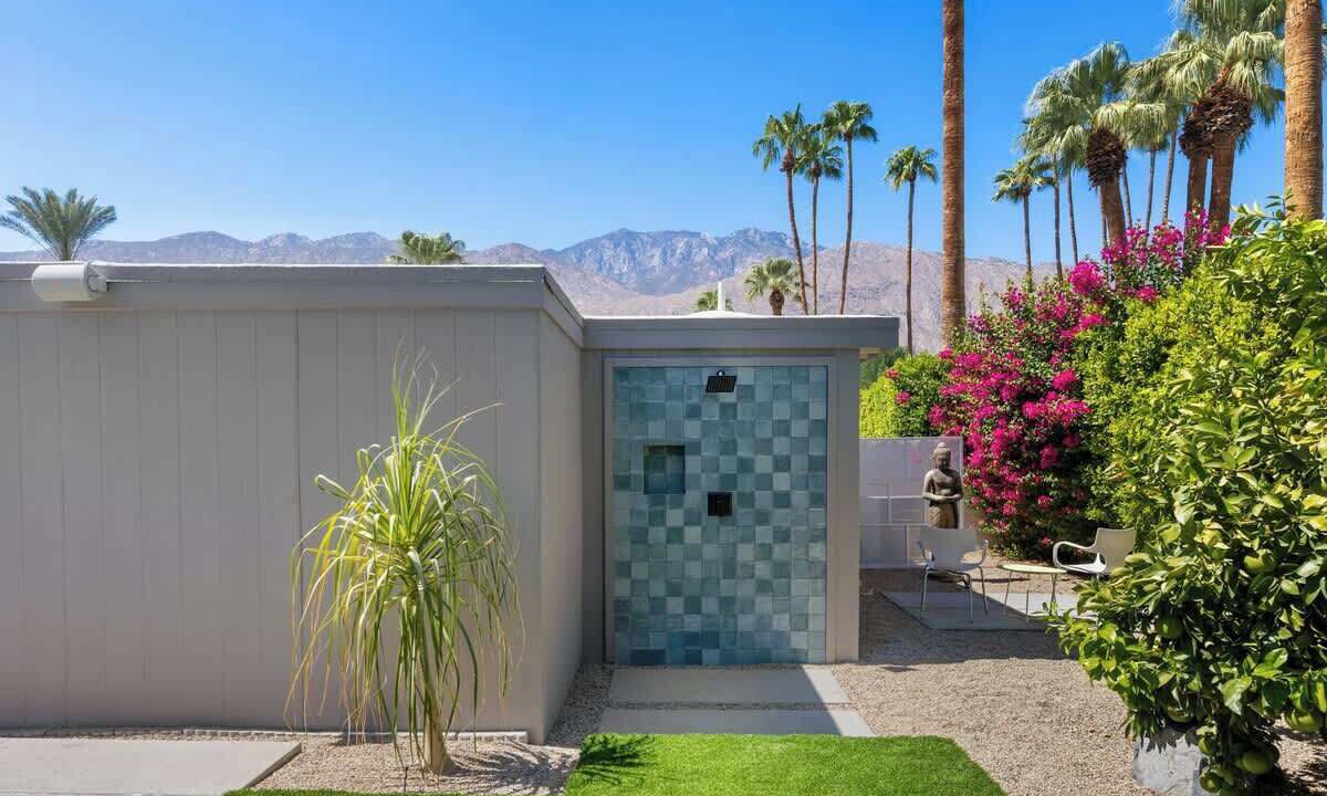 Photo of Outdoor in Deepwell Estates