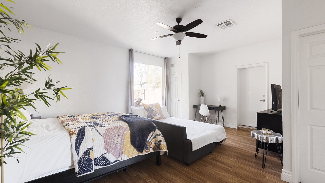 Photo of Bedroom in Summerlin South
