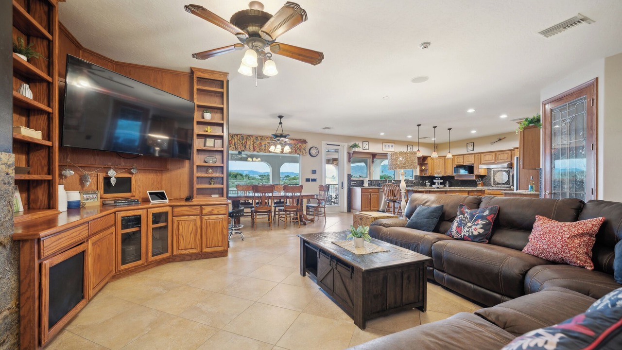 Photo of Livingroom in Mohave Valley