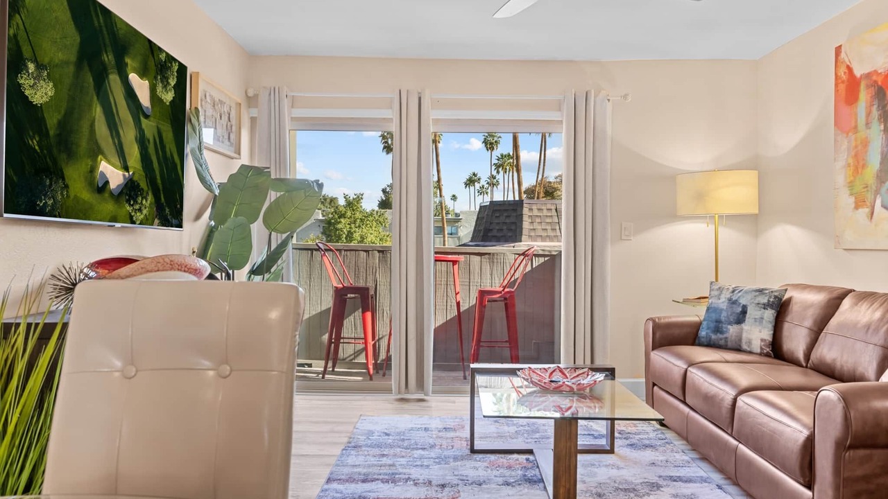 Photo of Livingroom in South Scottsdale