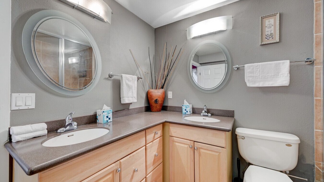 Photo of Bathroom in Las Vegas Strip