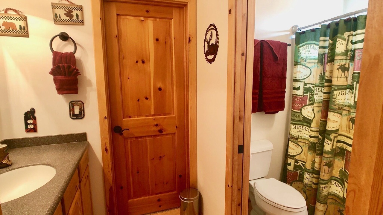 Photo of Bathroom in Sierra Pines