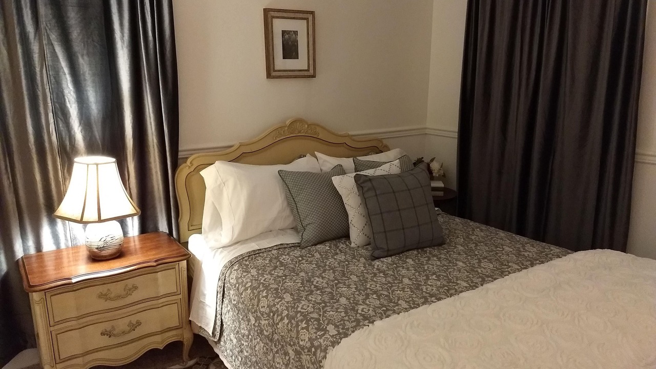 Photo of Bedroom in Twin Peaks