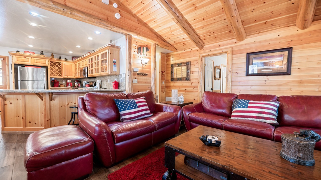 Photo of Livingroom in Fox Farm