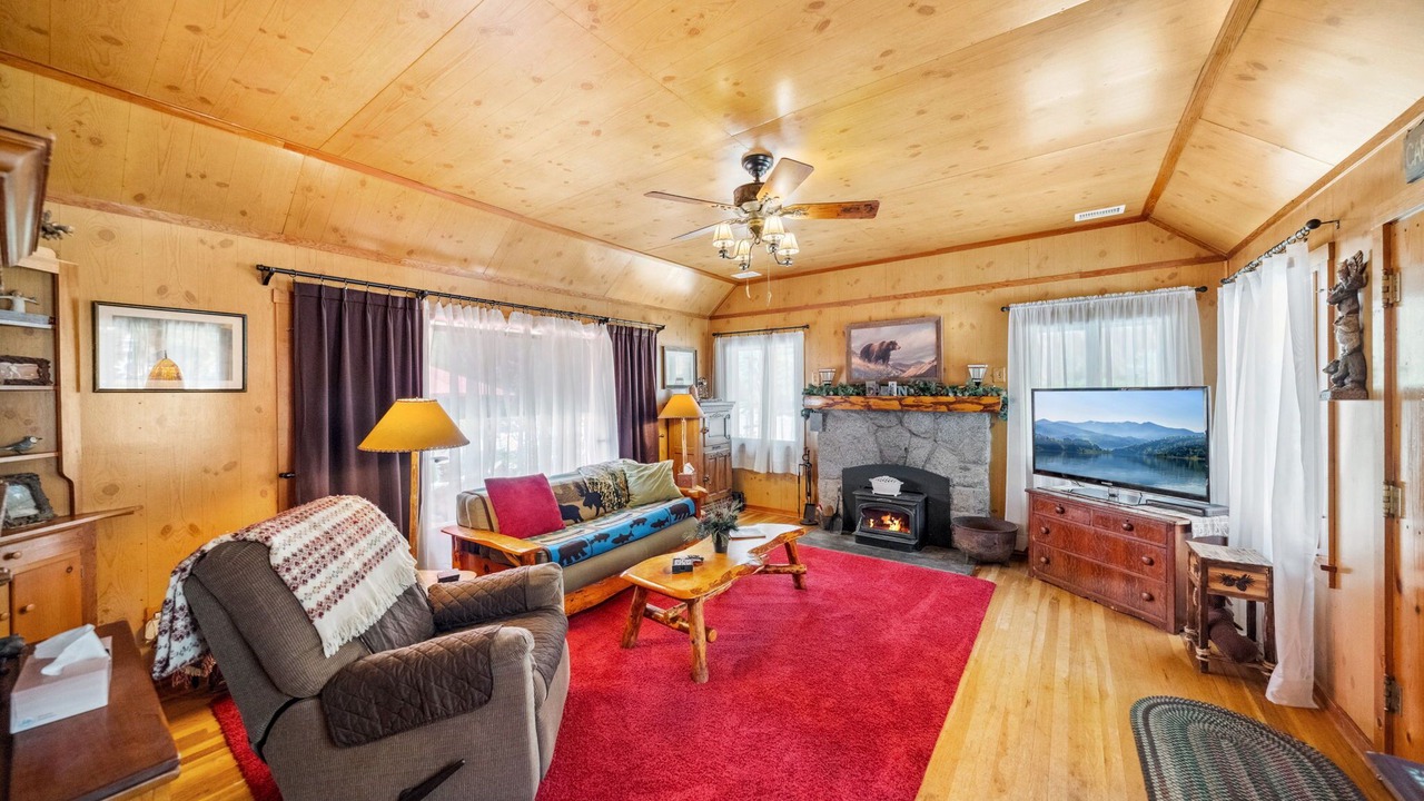Photo of Livingroom in Fern Valley
