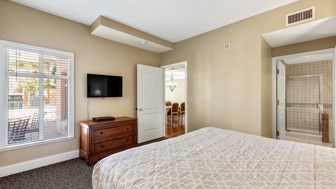 Photo of Bedroom in Lake Las Vegas