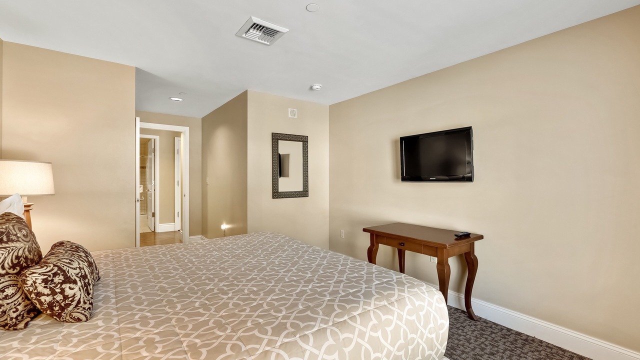 Photo of Bedroom in Lake Las Vegas
