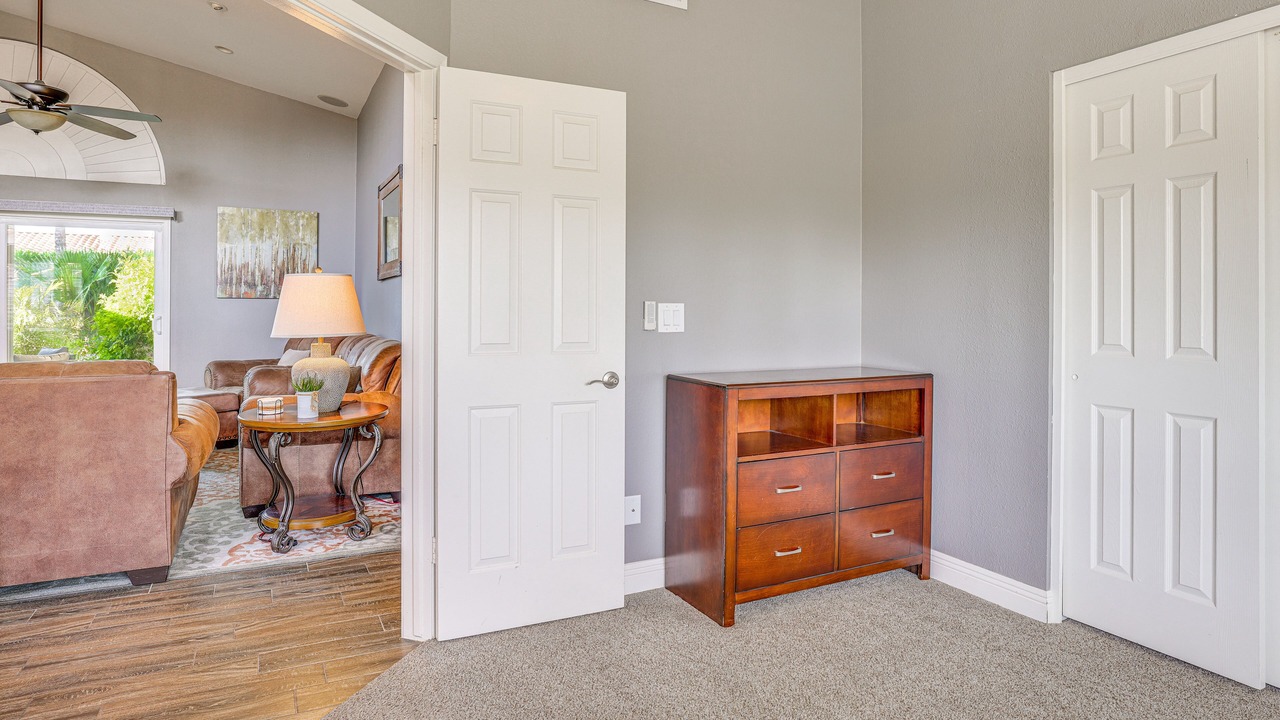 Photo of Livingroom in Warner Ranch