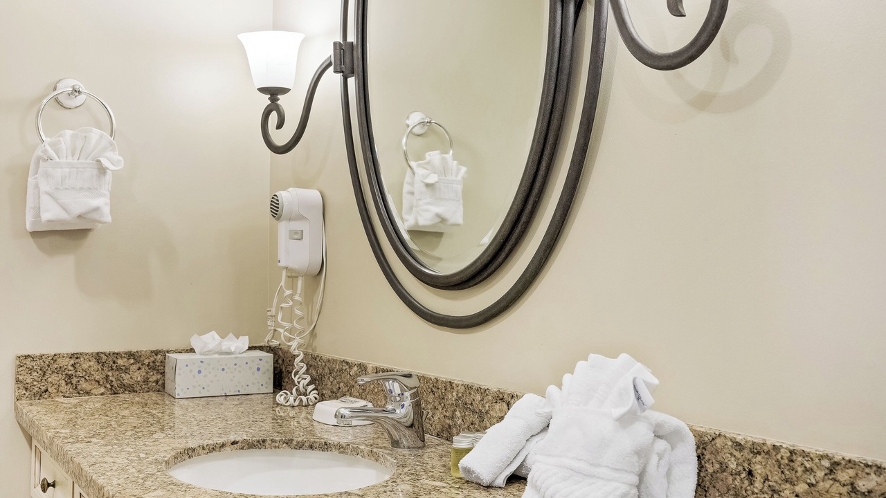Photo of Bathroom in Lake Las Vegas