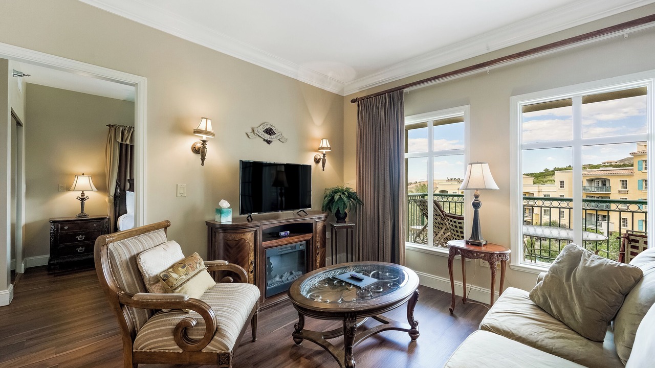 Photo of Livingroom in Lake Las Vegas