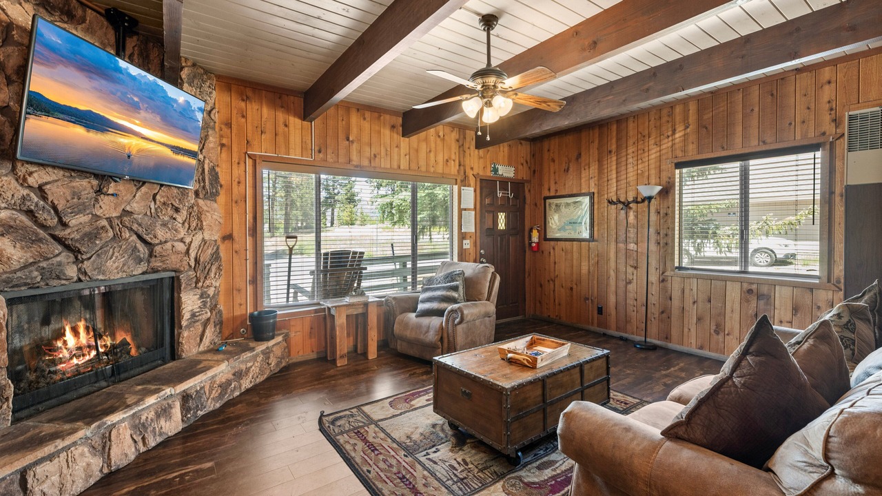Photo of Livingroom in The Village