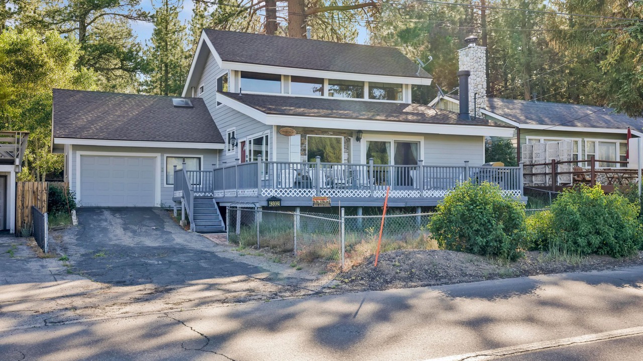 Photo of Outdoor in Moonridge
