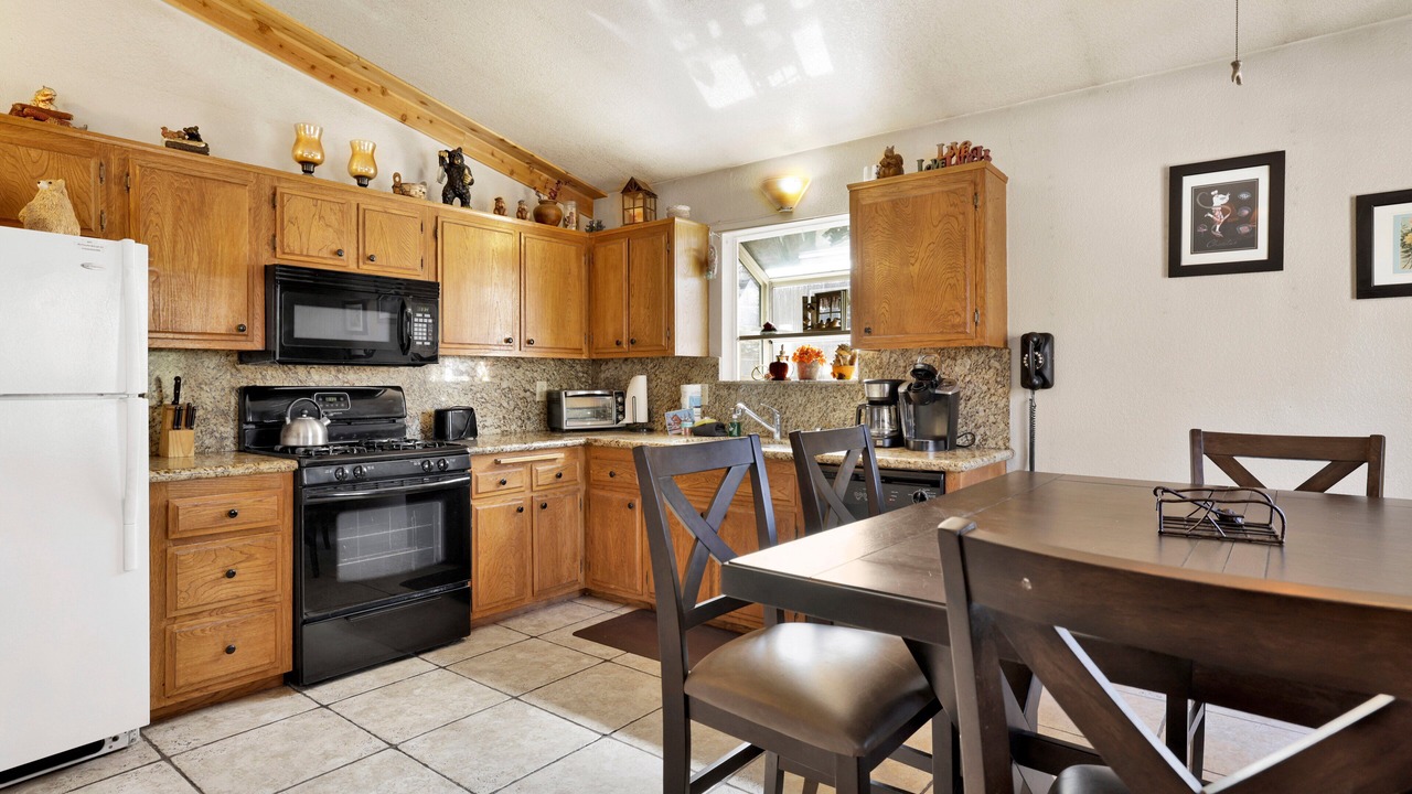 Photo of Kitchen in Upper Moonridge