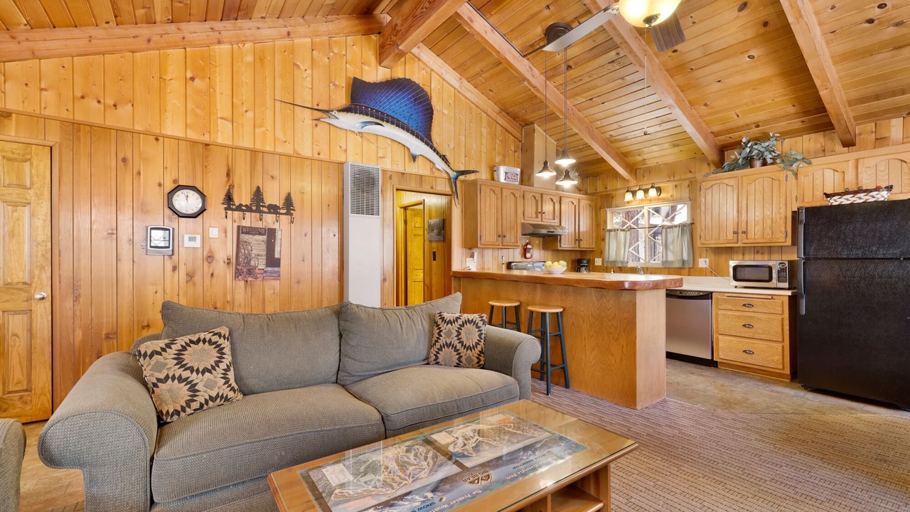 Photo of Livingroom in Big Bear Lake
