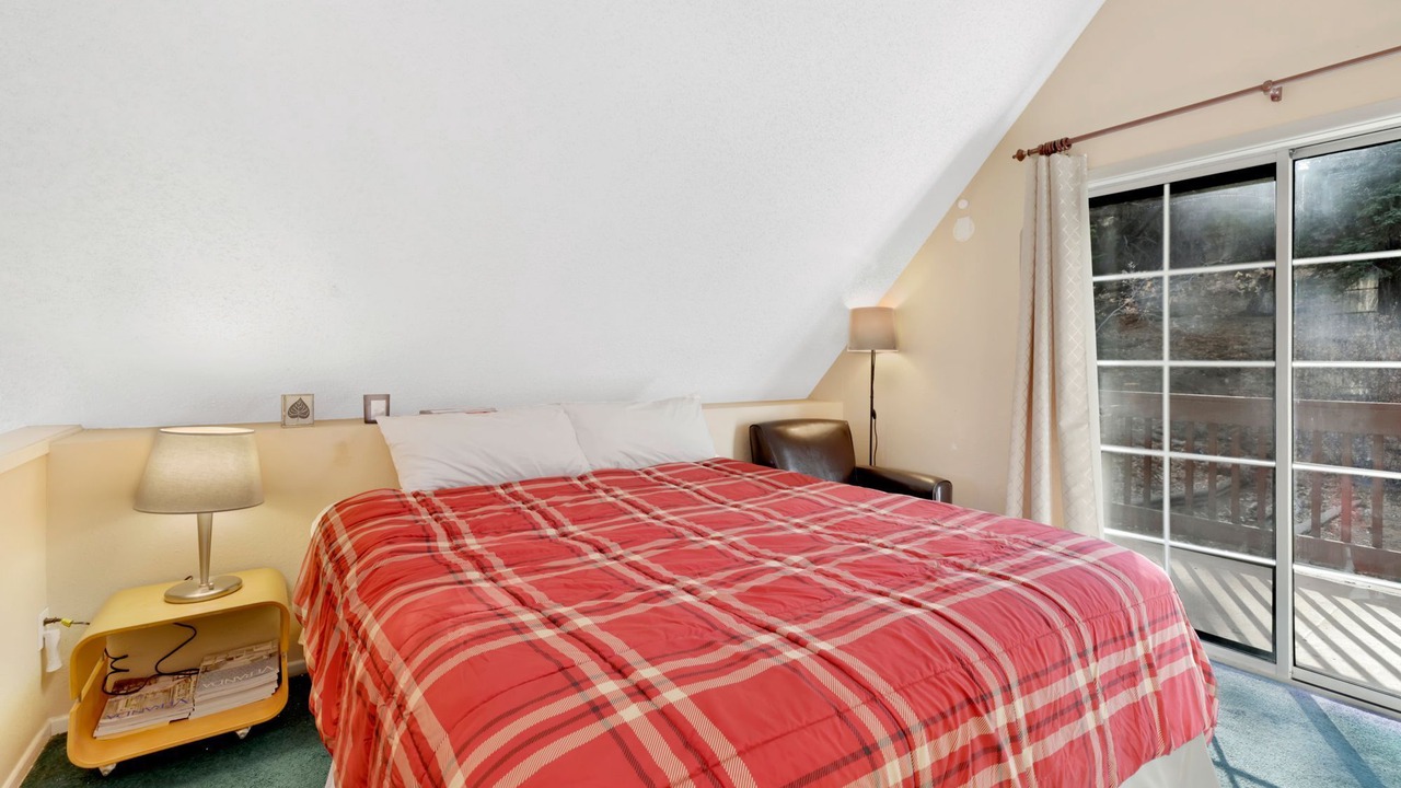Photo of Bedroom in Big Bear Lake