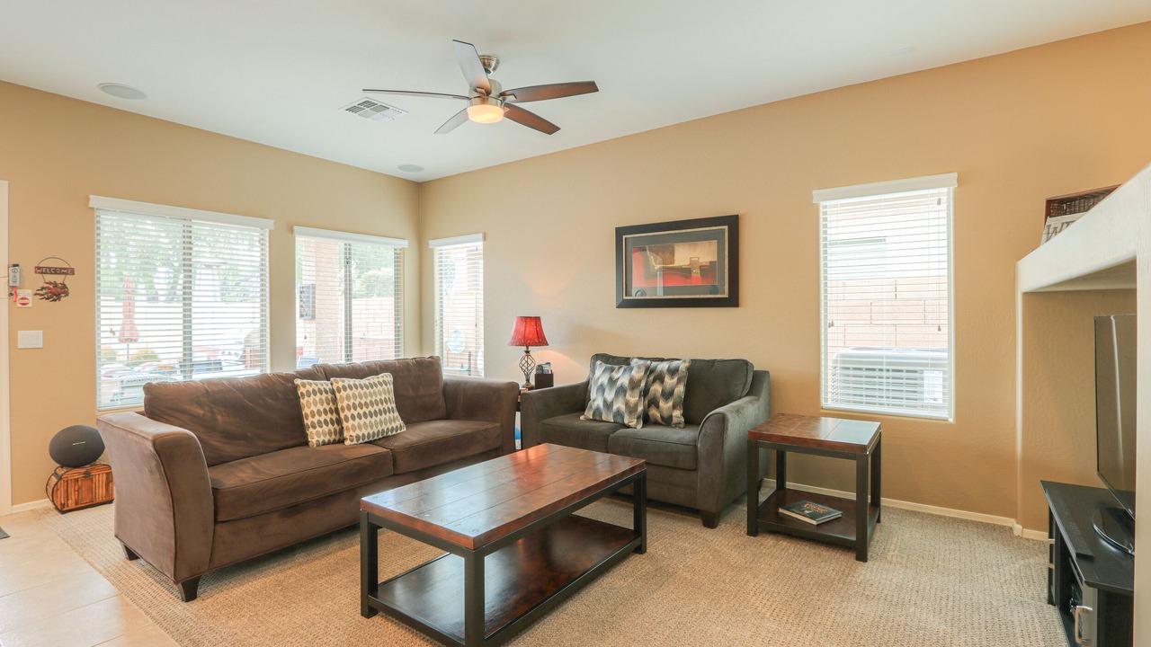 Photo of Livingroom in Maricopa
