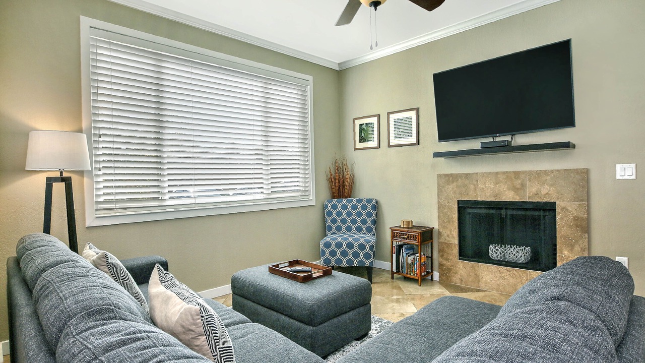 Photo of Bedroom in Paradise Valley Village