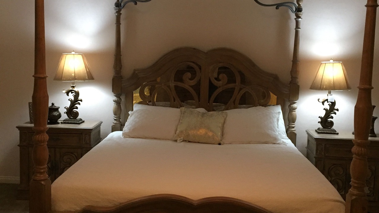 Photo of Bedroom in Enterprise