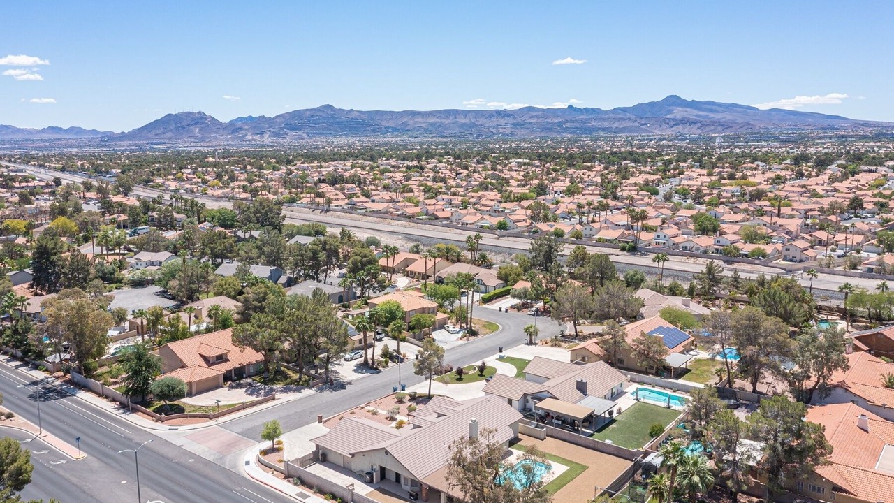 Photo of Outdoor in Green Valley North