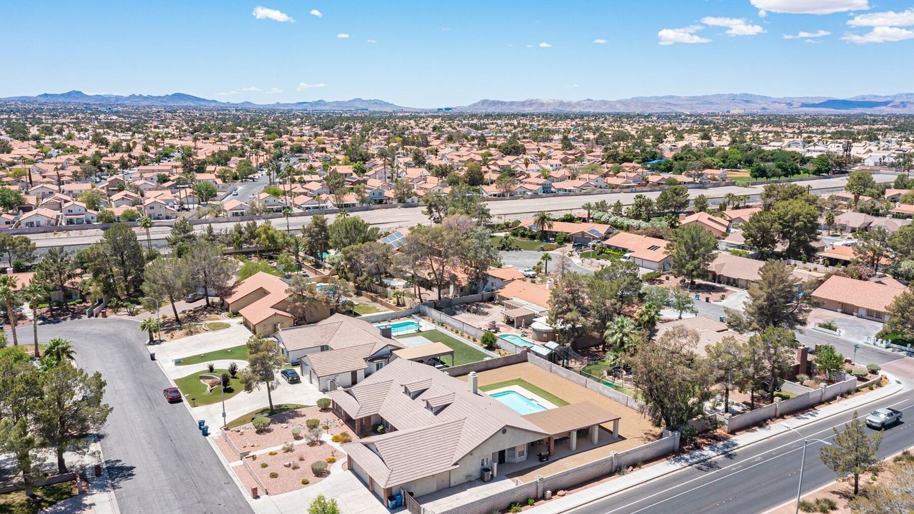 Photo of Outdoor in Green Valley North
