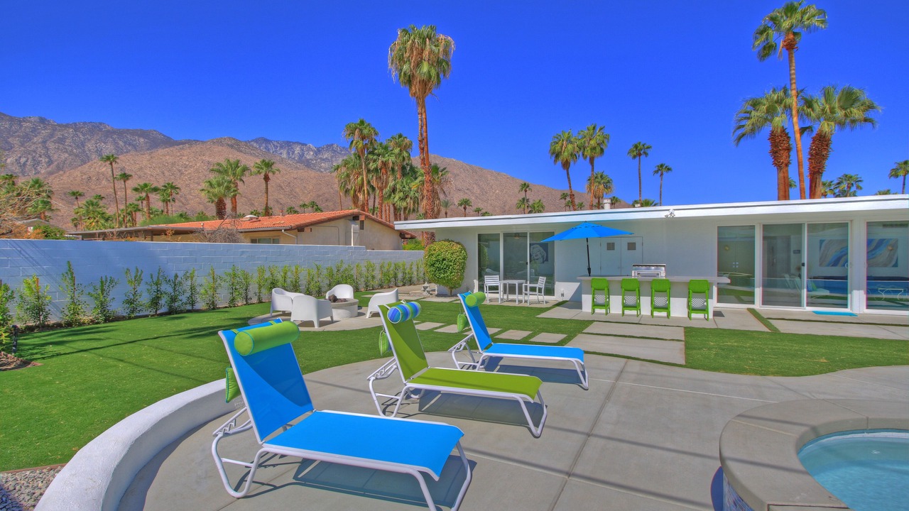 Photo of Patio Balcony in Twin Palms