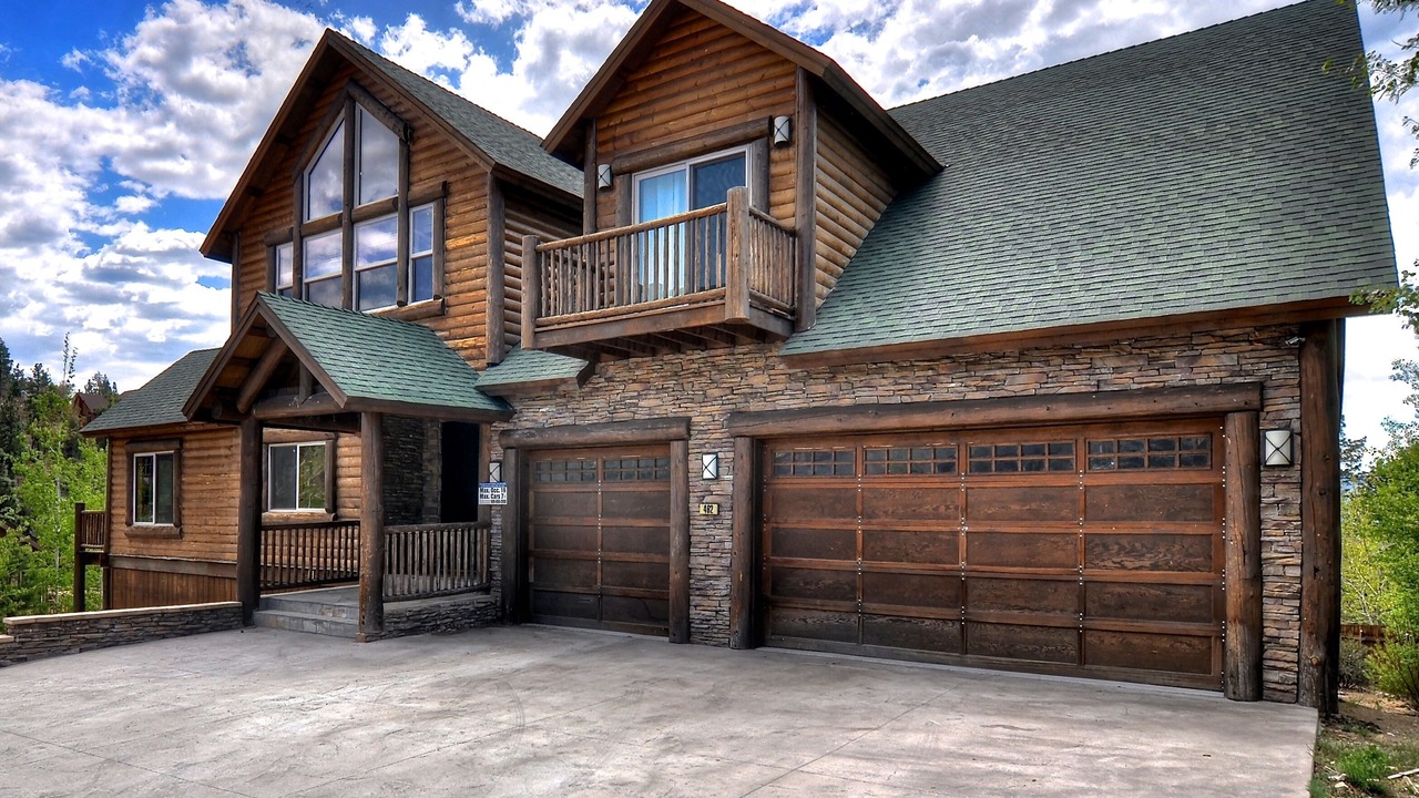 Photo of Outdoor in Castle Glen Estates